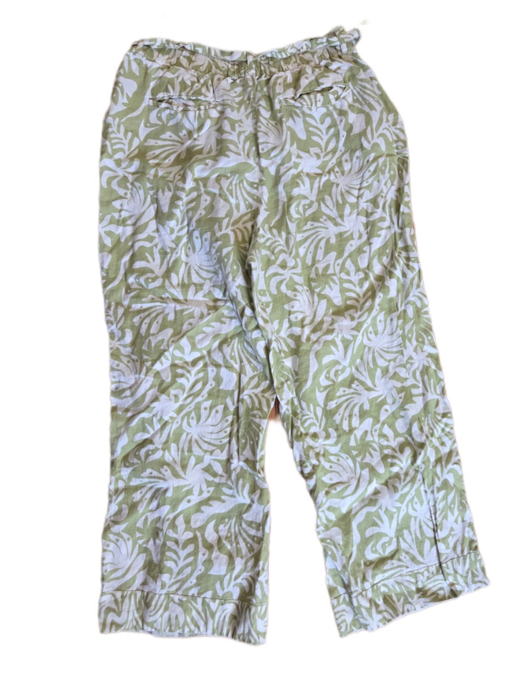 Rachel Zoe Green and White Leaf-Print Pull-On Pants w/ Matching Fabric Belt! - Picture 2 of 8